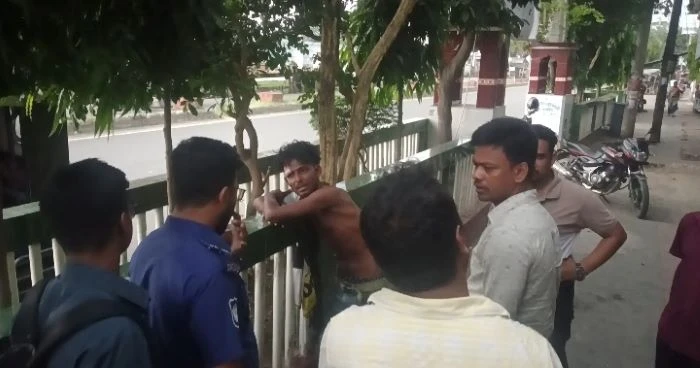বেনাপোলে সোহাগ হত্যাচেষ্টার গ্রেফতার নেই, উদ্ধার হয়নি অবৈধ আগ্নেয়াস্ত্র